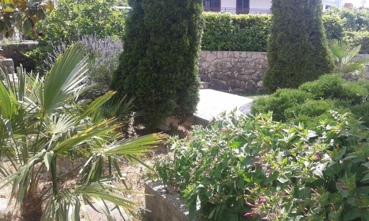 Olivista Croatia Apartments Njivice Εξωτερικό φωτογραφία